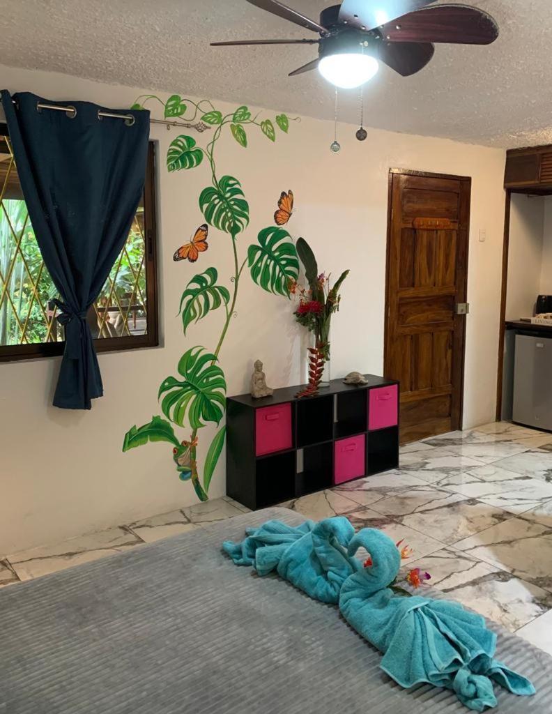 Casa Mambo Bed and Breakfast Cahuita Δωμάτιο φωτογραφία